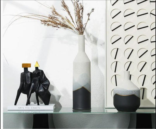 Black Bottle Vase