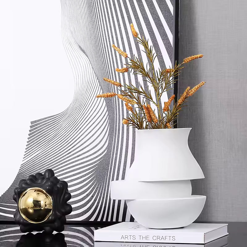 Irregular Vase Black B