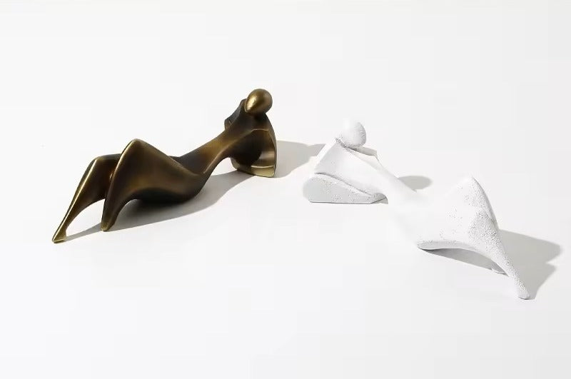 Lying Person Ornament White & Chopper